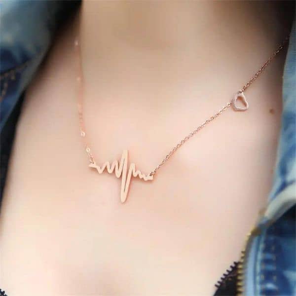 1 Pcs Alloy Gold Plated Modern Pendant 1