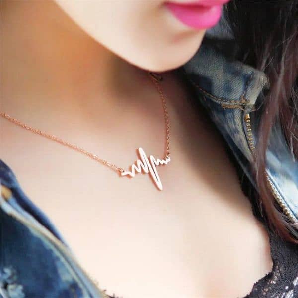 1 Pcs Alloy Gold Plated Modern Pendant 2