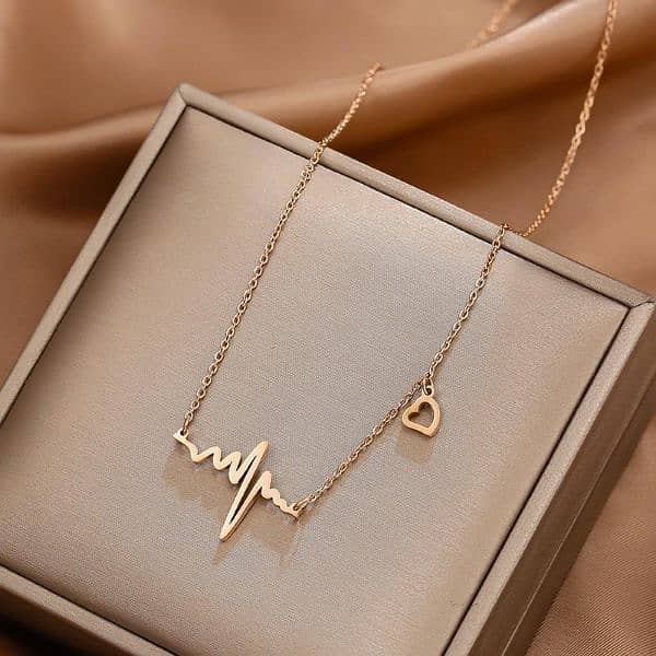 1 Pcs Alloy Gold Plated Modern Pendant 4