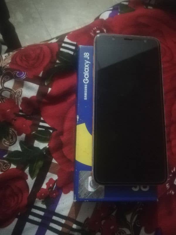 Samsung Galaxy J8 2