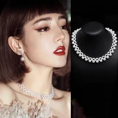 1 Pcs Resin Elegant Pearl Stone Choker