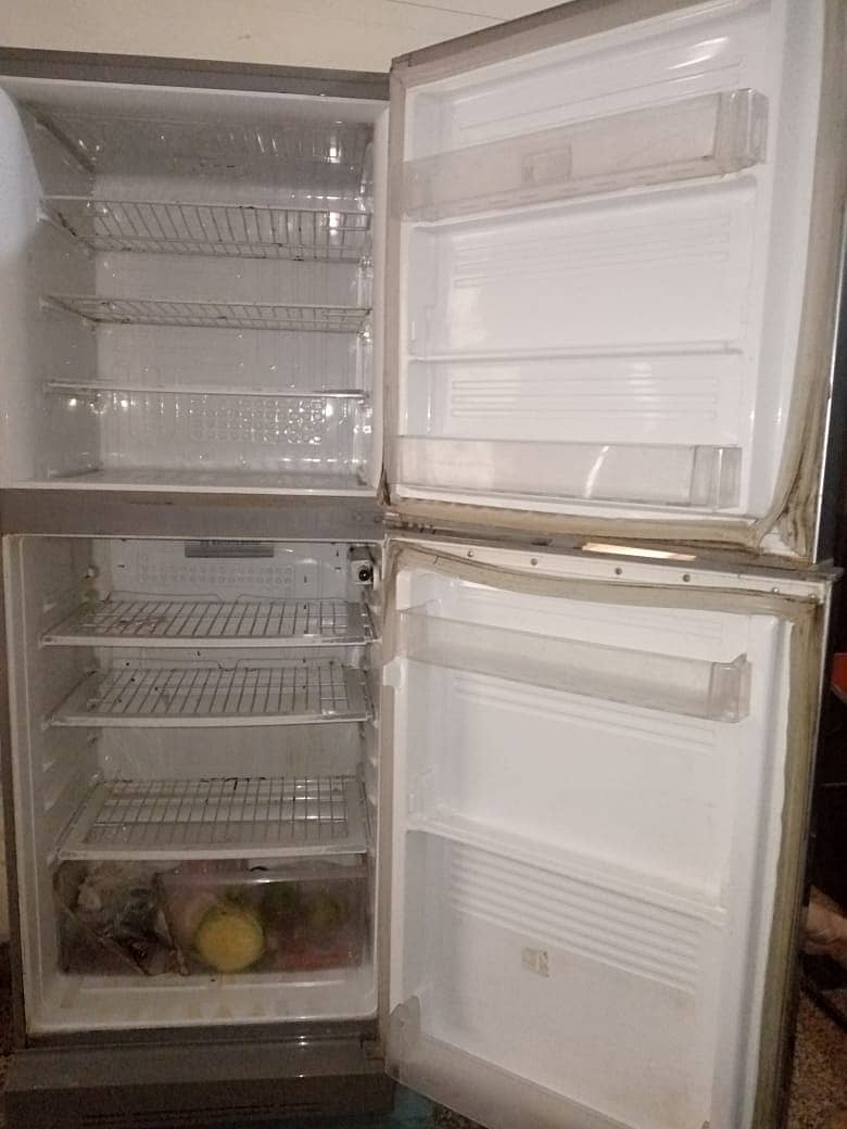 PEL Large size Fridge 3