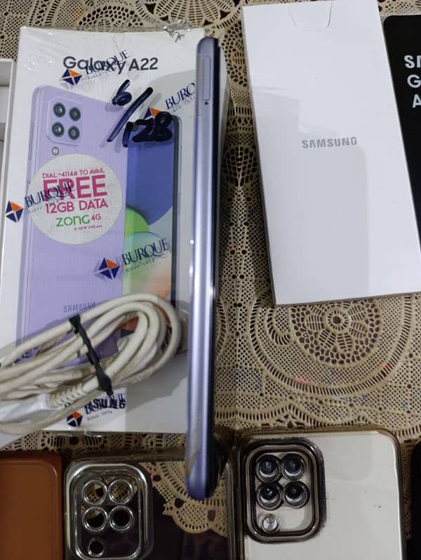 Samsung A22 box pack condition 6+6gb 128gb please read full add 4