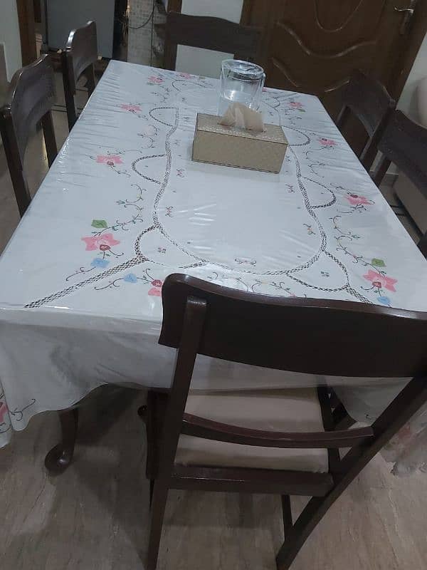 6 seater solid wooden dining table 3