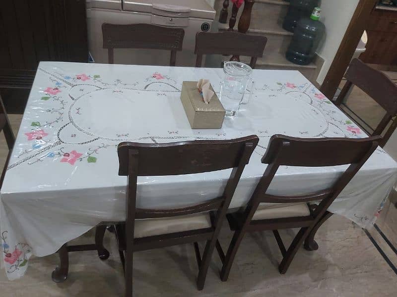 6 seater solid wooden dining table 4