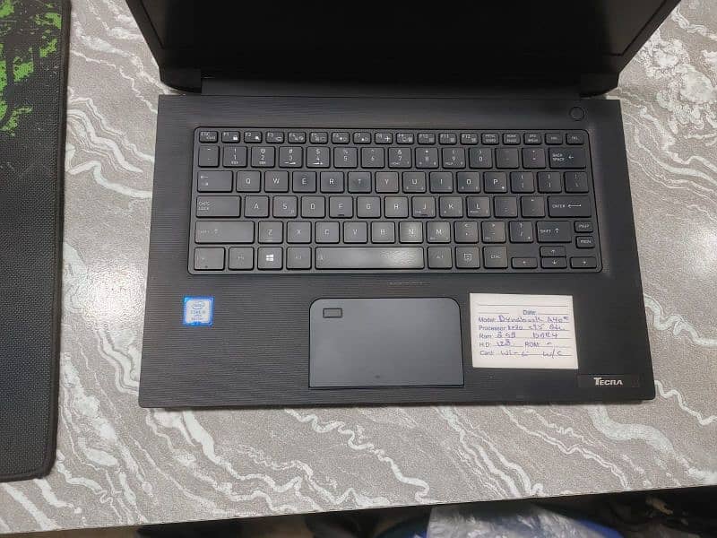 TOSHIBA DYNABOOK TECRA E-SERIES 1