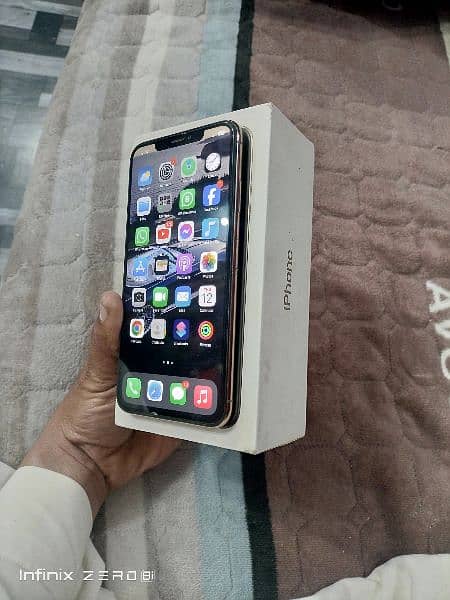 Iphone XS Max PTA Approved 64gb with Box 0