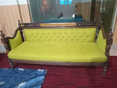 5 seater chinoyti sofa with table