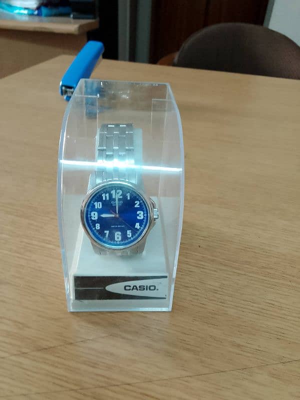 Casio simple watch for sale 3