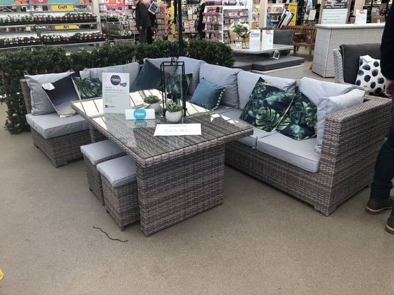 Outdoor patio Rattan sofa set. . . 12