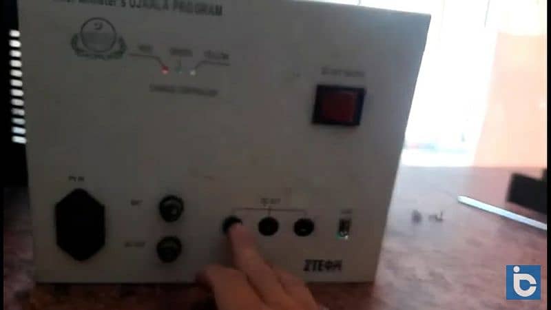 ujjala program solar charge controller DC 12volt and 28 amp 3