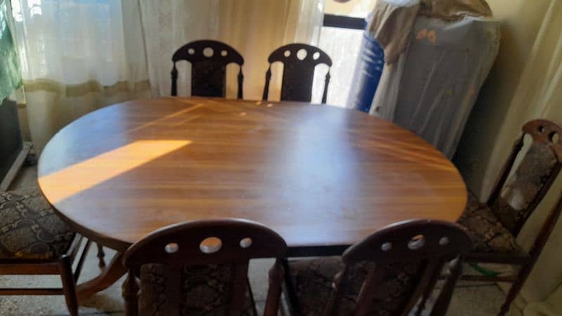 Dinning Table with six chairs 1