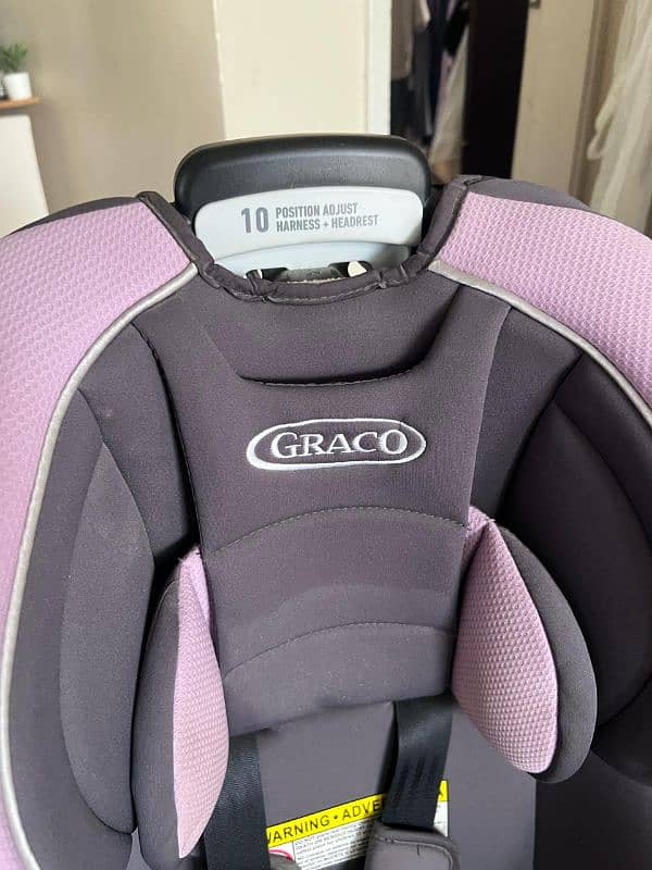 Graco Extend2Fit 3in1 car seat 2