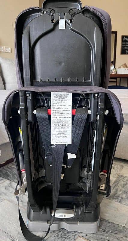 Graco Extend2Fit 3in1 car seat 6