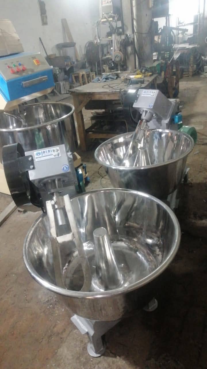 Flour Mixer /Dough mixture/ Atta mixture machine 2