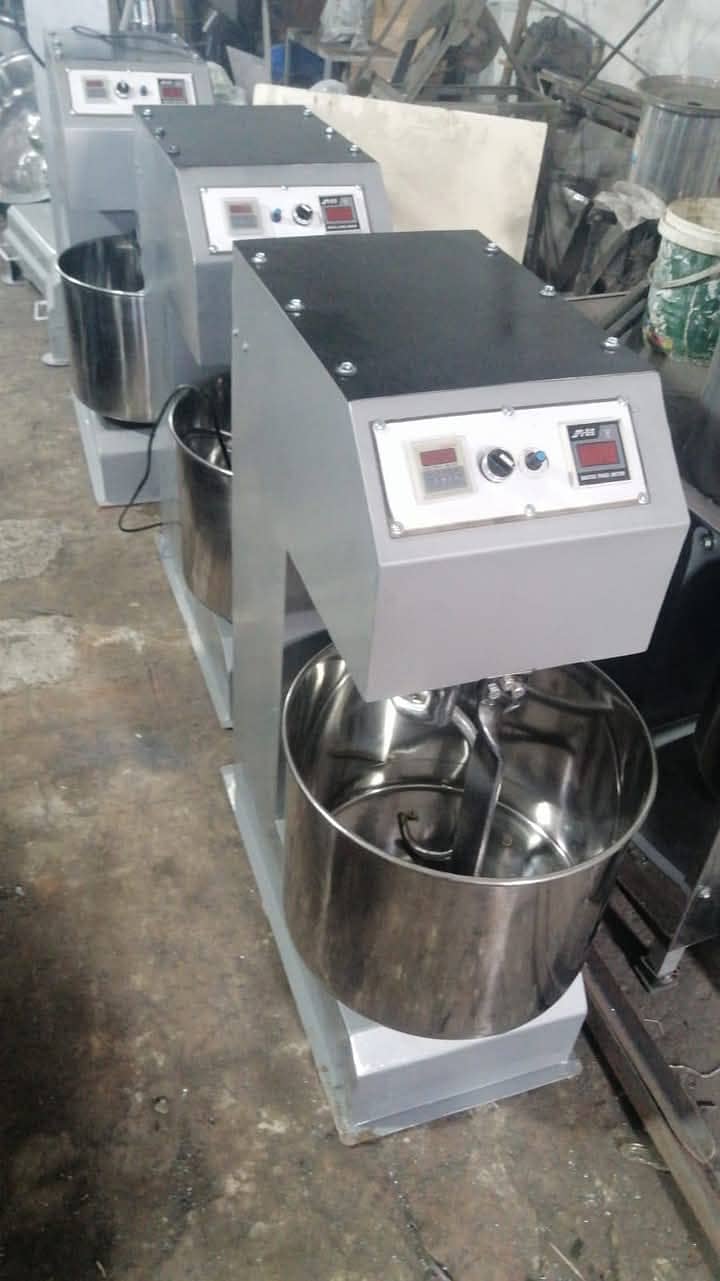 Flour Mixer /Dough mixture/ Atta mixture machine 3