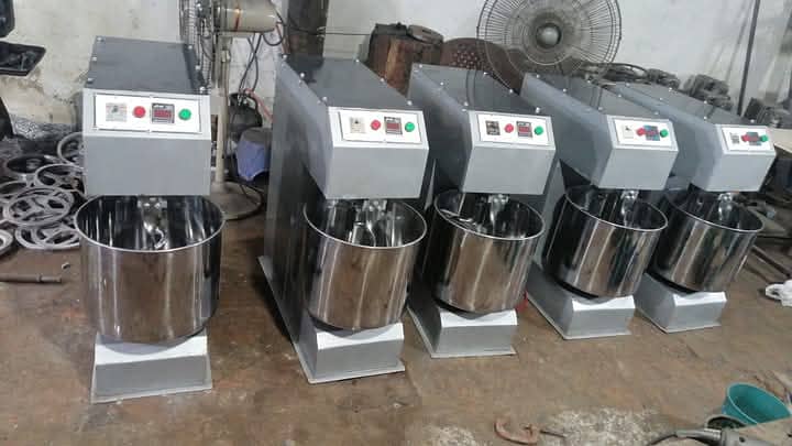 Flour Mixer /Dough mixture/ Atta mixture machine 4