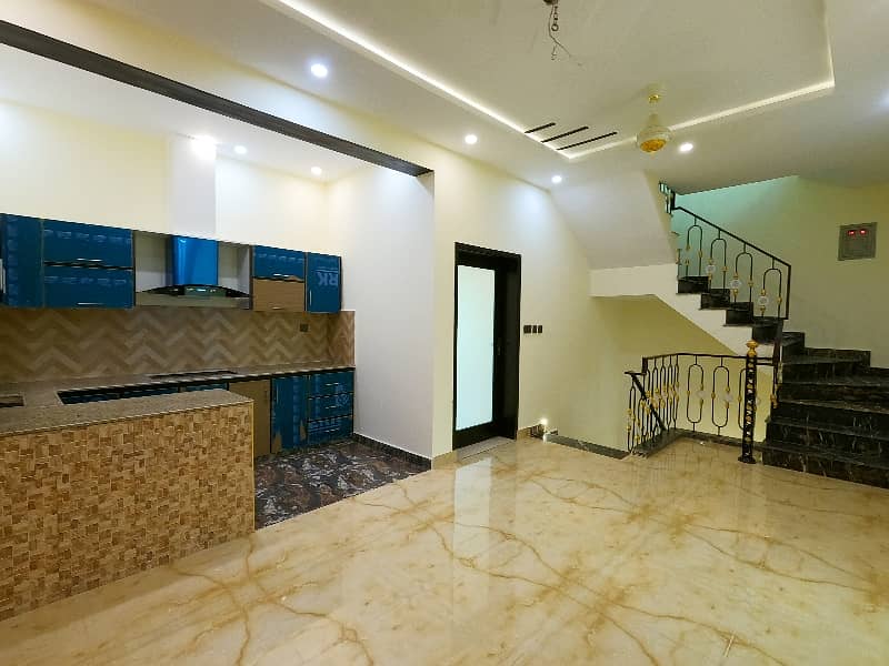 Prime Location 5 Marla House For sale In Lahore 13