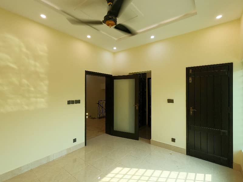 Prime Location 5 Marla House For sale In Lahore 16