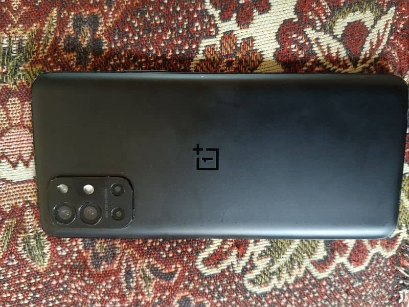 OnePlus 9r 8+8 128 1