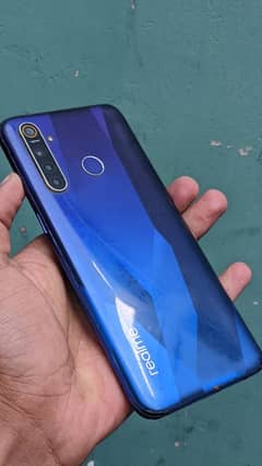 Realme 5 pro/4gb 128gb with box/exchange possible