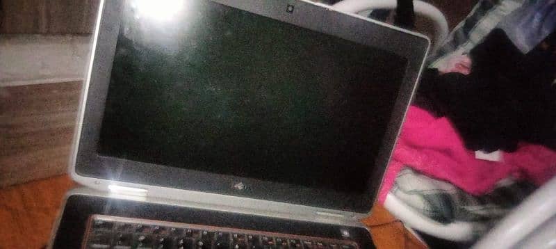 Dell latitude e 6420  . . window 10 installed 4