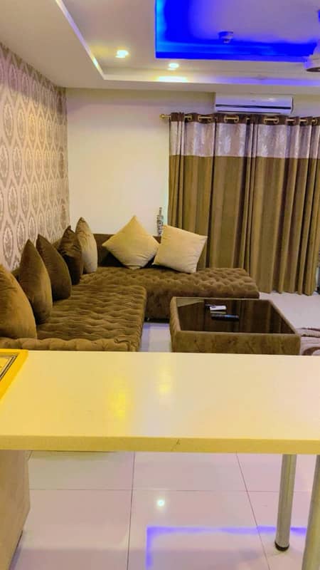 Family apartments short time daily basis Available for rent in islamabad bharia town 0