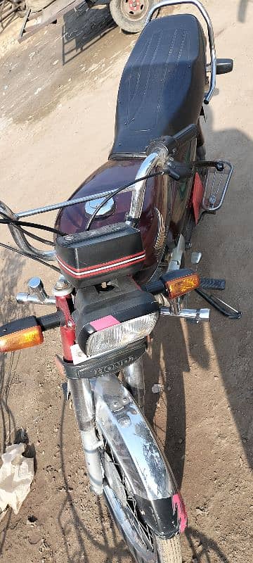 argent sale Honda 70 2022 madal 2