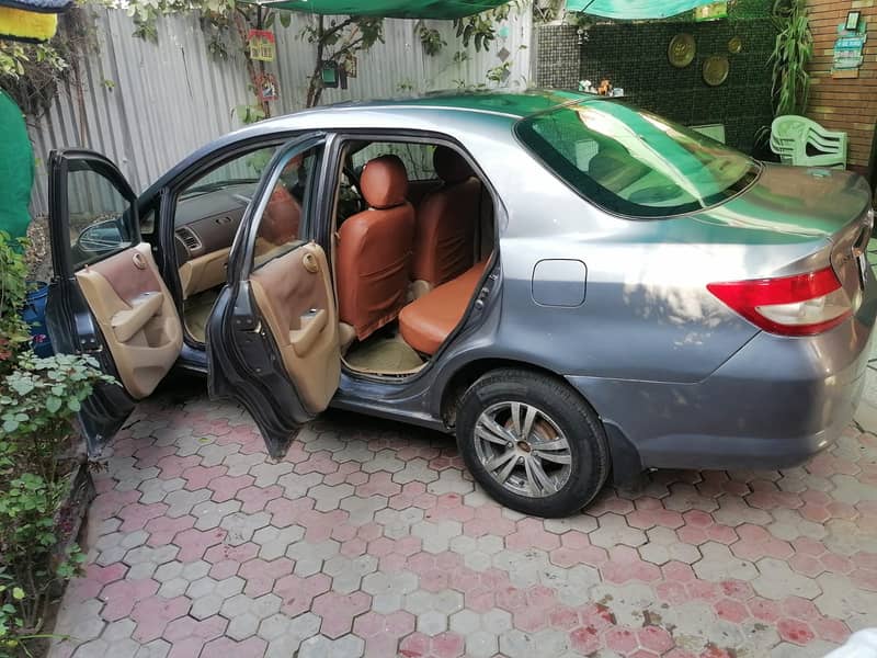 Honda City IDSI 2004 A1 condition on my name 8