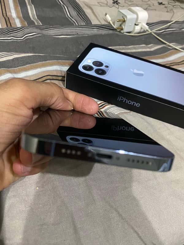 iPhone 13 Pro Max with box  non-PTA factory unlock 4