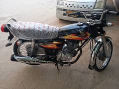 Honda CG 125 for sale contact my WhatsApp 03.25. 99.30. 677