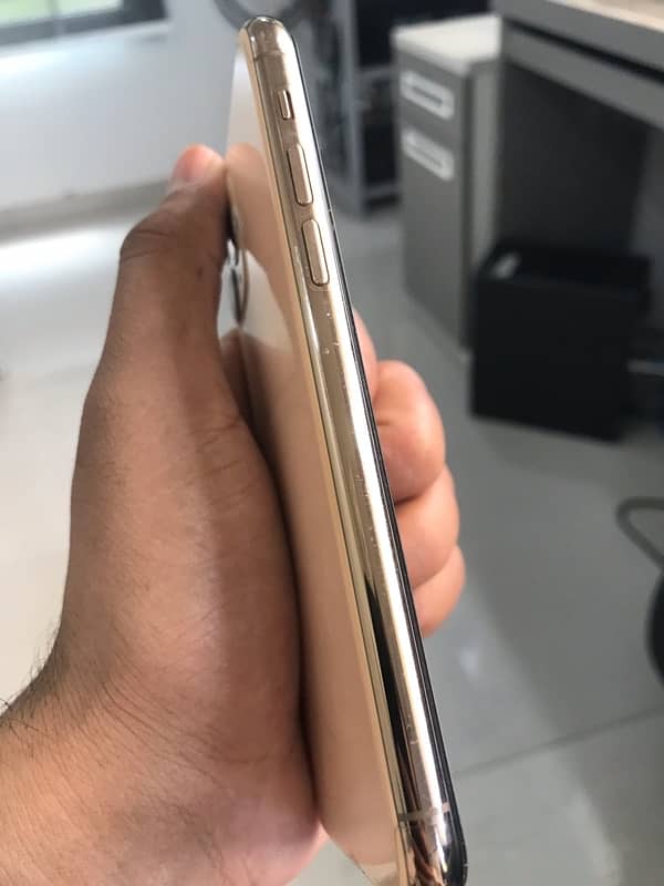 Iphone 11 Pro Non PTA 64 Gb 2