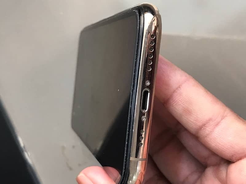 Iphone 11 Pro Non PTA 64 Gb 4