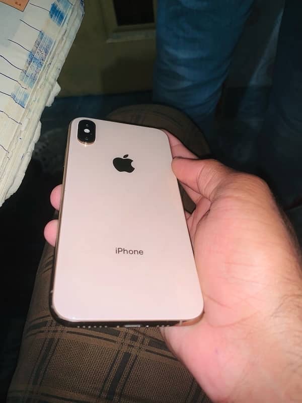 iphone xs dual pta approved 64gb 81 health all okay no any fault 0