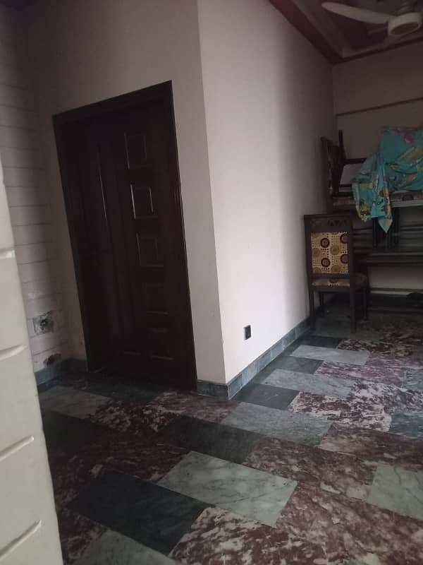 5 marla upper portion for rent in bharia town lahore 0