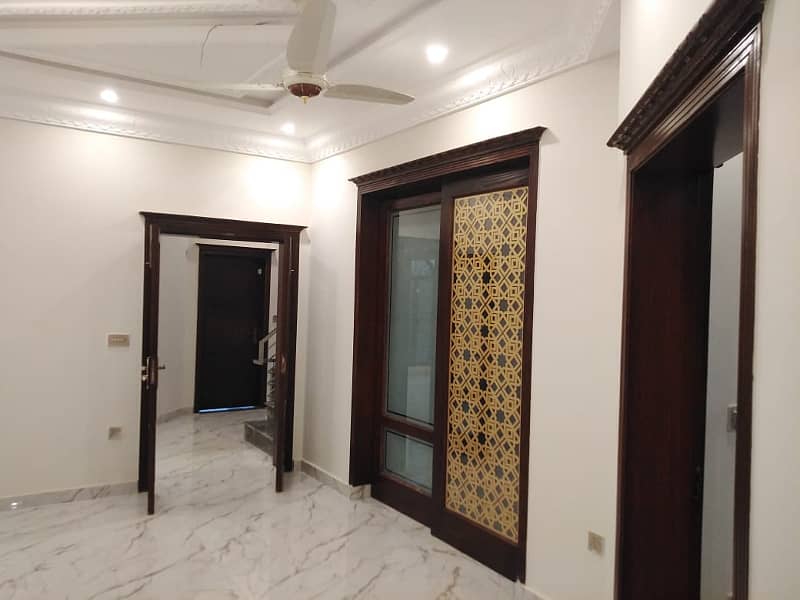 8 Marla upper portion for rent in bharia town lahore 4