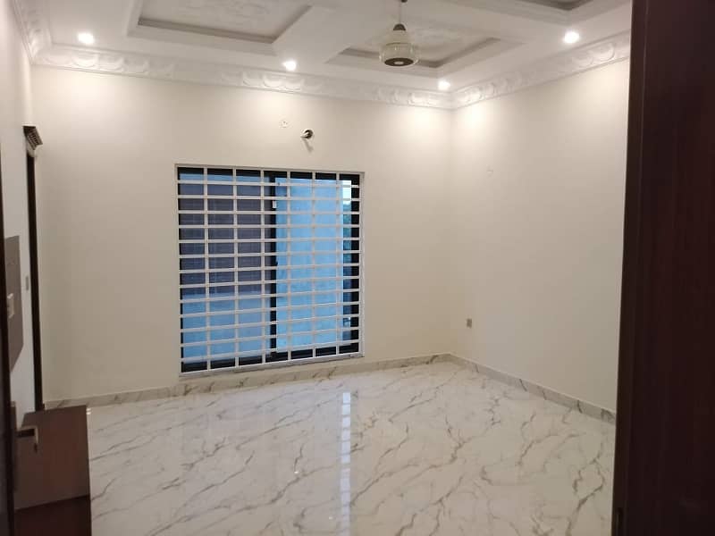 8 Marla upper portion for rent in bharia town lahore 6