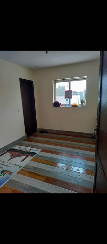 10 Marla mumty room for rent in bharia town lahore 0