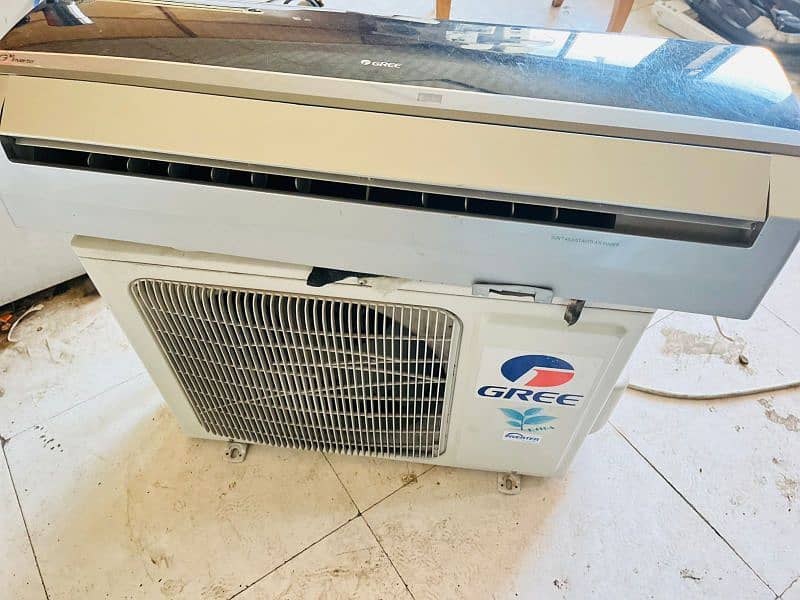 Gree 1.5 ton DC inverter better condition 1