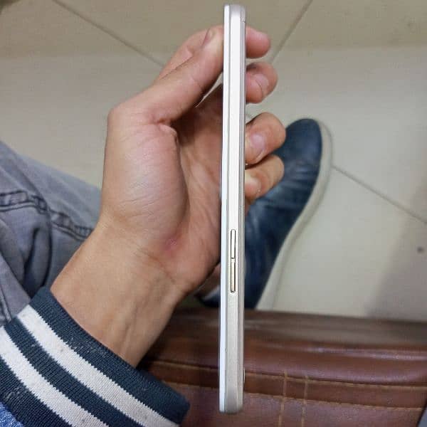 oppo F1s 6/128gb dual approved new condition with box 3