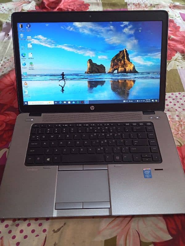 Laptop for sale fresh condition 0