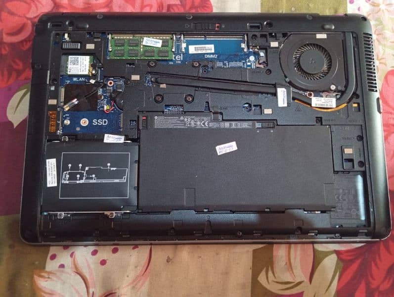 Laptop for sale fresh condition 2