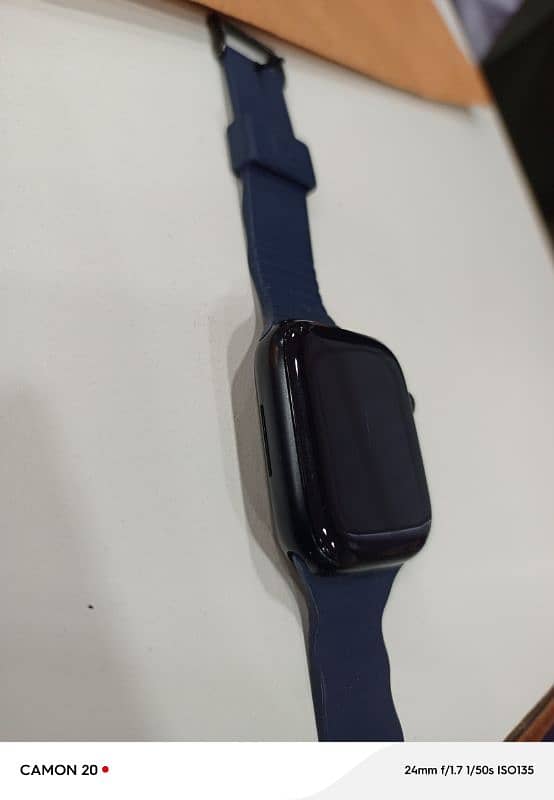 Apple Watch 7 series 4