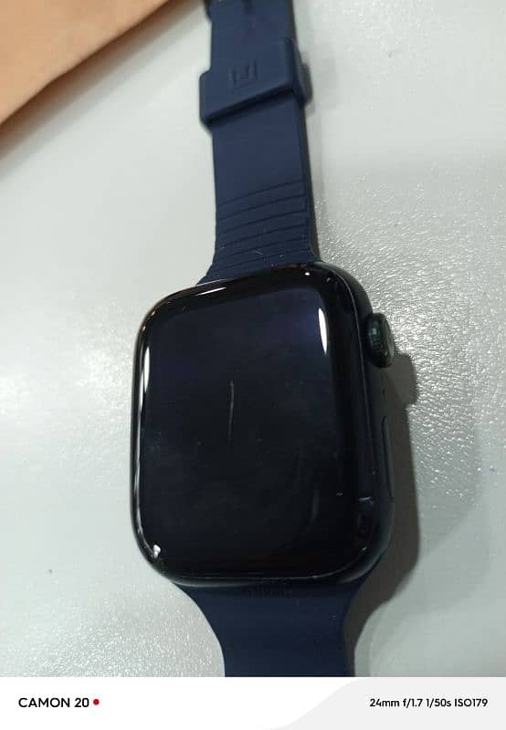 Apple Watch 7 series 5