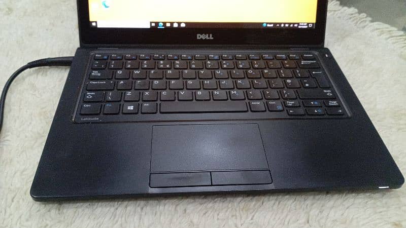 Dell i5 7th Touch screen Laptop 3