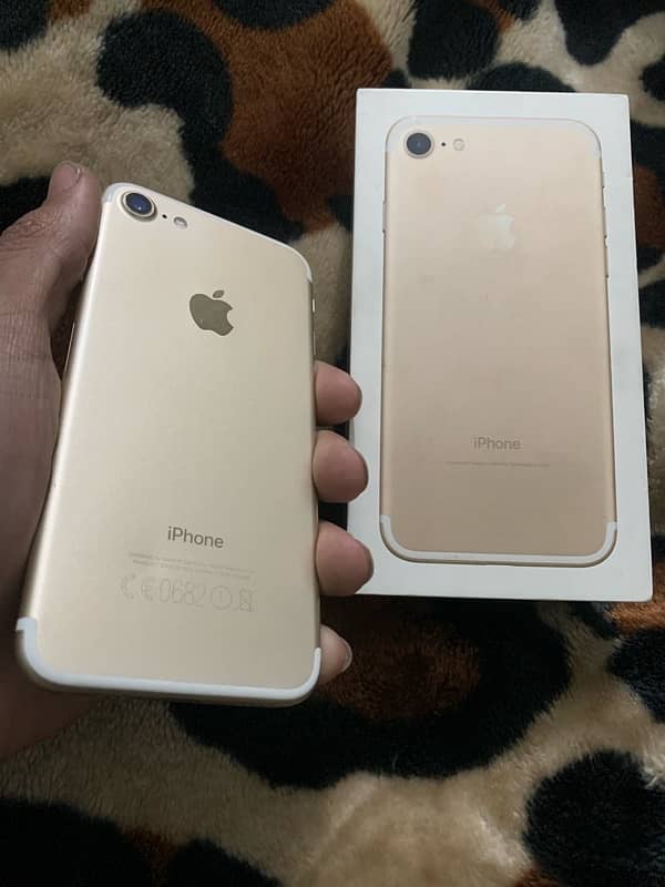 iPhone 7 128GB 0