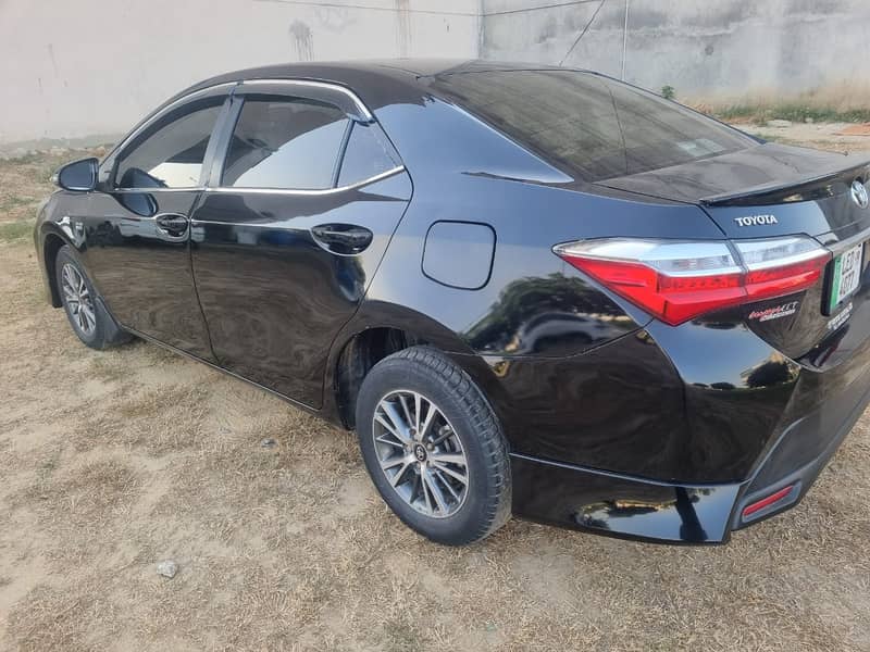 Toyota corolla GLi 2019 Auto Already Bank Leased 3