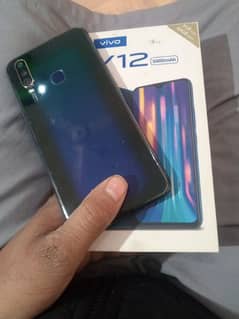 vivo y12 3/64 complete box  pta proved watsapp 03098121908