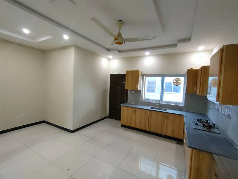 Zarkoon Heights luxury Apartment for rent in Islamabad 9