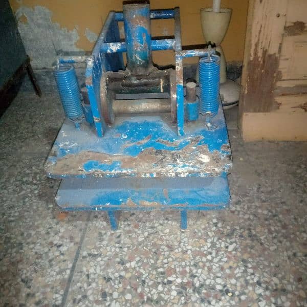 Hawie chappal making machine 1